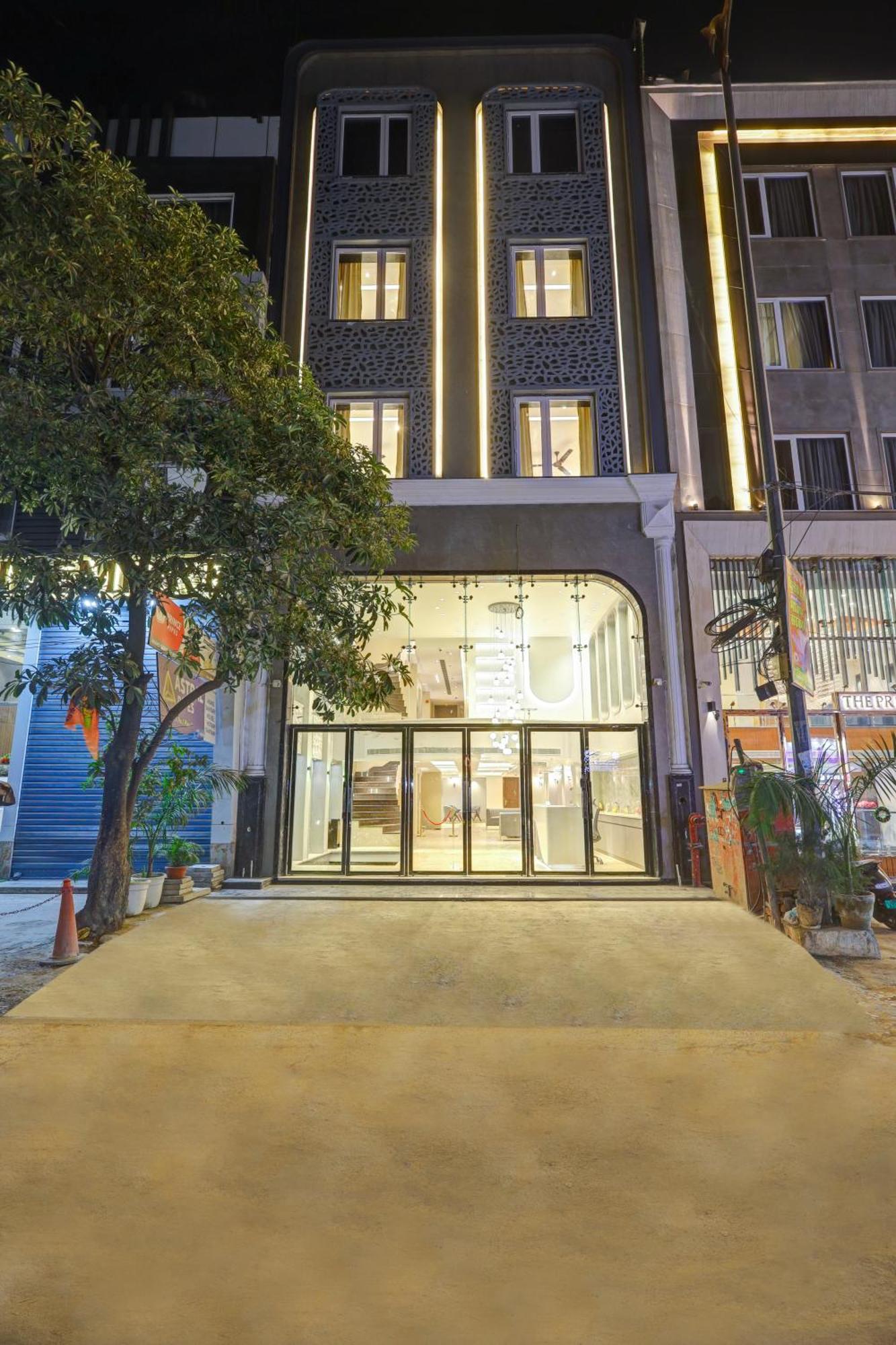 The Viking - Luxury Living Steps Away From New Delhi & Connaught Place Exterior photo