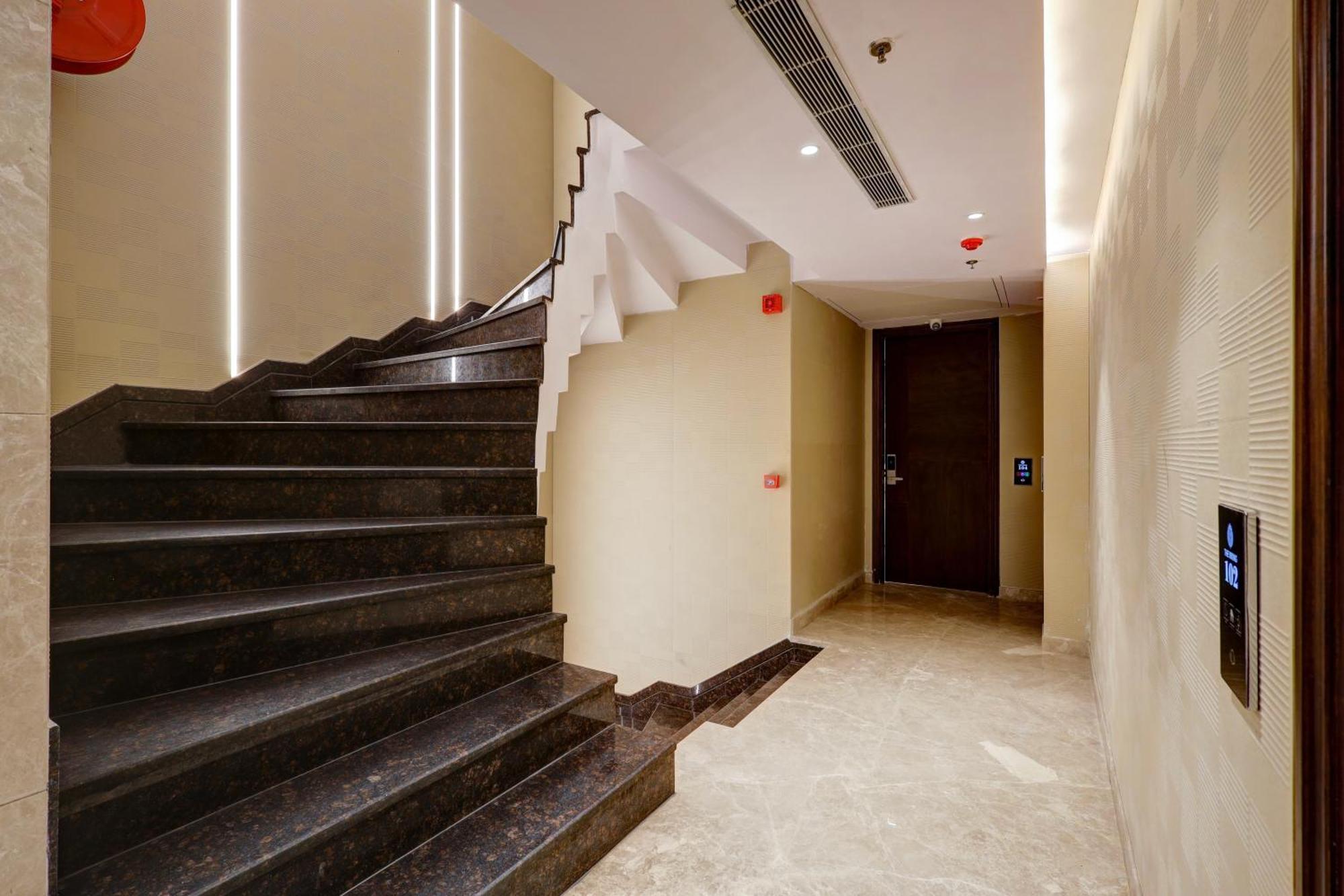 The Viking - Luxury Living Steps Away From New Delhi & Connaught Place Exterior photo